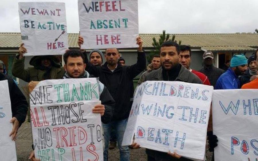 لاجئون سوريون في الدنمارك يعتصمون لليوم الرابع على التوالي مطالبين بالنظر في قضاياهم 
