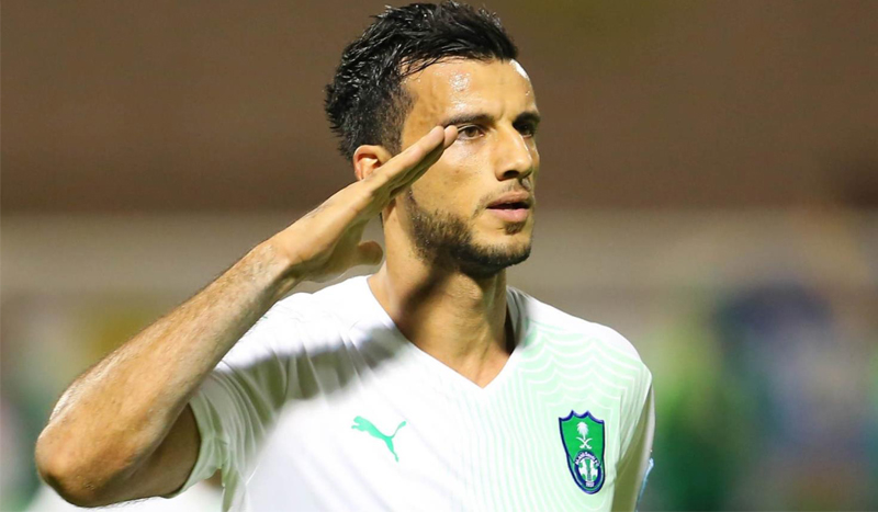 القصة الكاملة لعمر السومة... وعودته للمنتخب القصة الكاملة لعمر السومة... وعودته للمنتخب