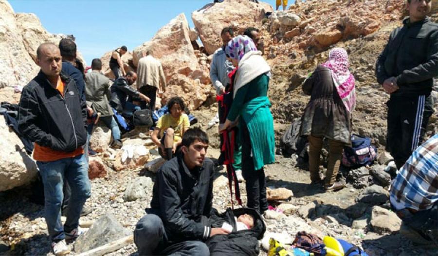 انقاذ 107 مهاجرين سوريين من قبل خفر السواحل التركي