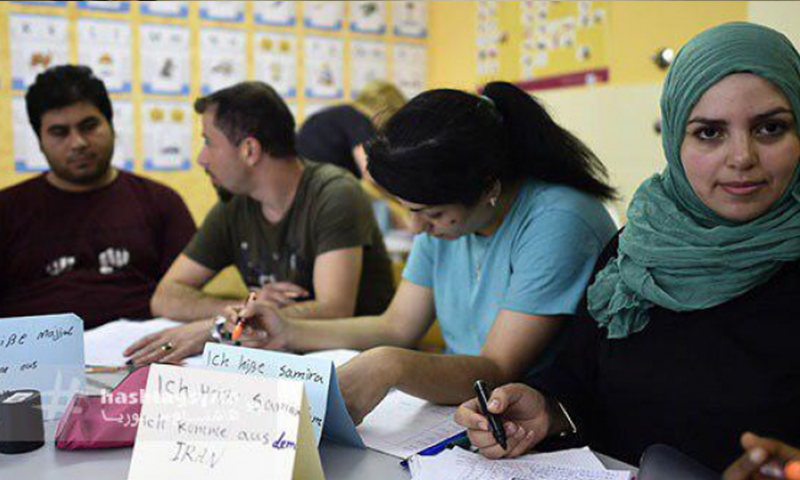 ألمانيا تقدم برنامجاً تأهيلياً للمعلمين السوريين اللاجئين