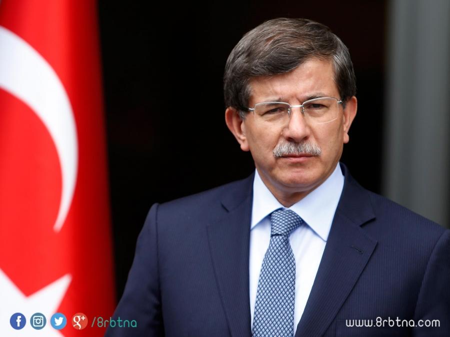رئيس الوزراء التركي يؤكد أن أنقرة ستسمح لـ 30 ألف نازح بدخول أراضيها 