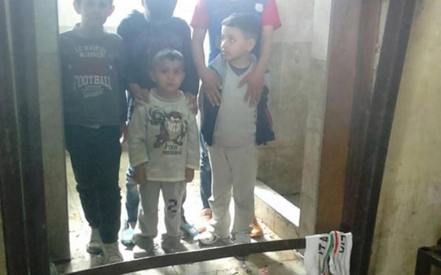 مقدونيا تحتجز سوريين بينهم أطفال وونساء سوريين بتهمة اللجوء غير الشرعي