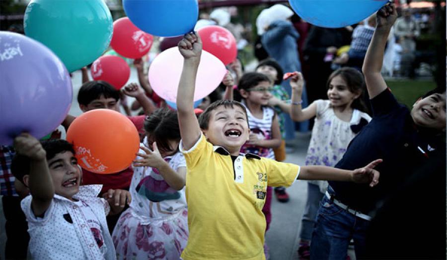 أعياد الأطفال اللاجئين السوريين في اسطنبول