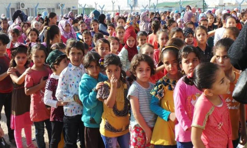 معلومات صادمة.. حوالي نصف أطفال السوريين في تركيا لم يلتحقوا بالمدارس!