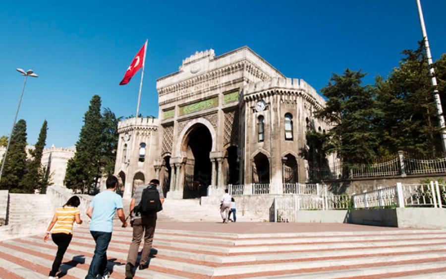جامعة إسطنبول تستمر في قبول طلبات امتحان الأجانب للدراسة