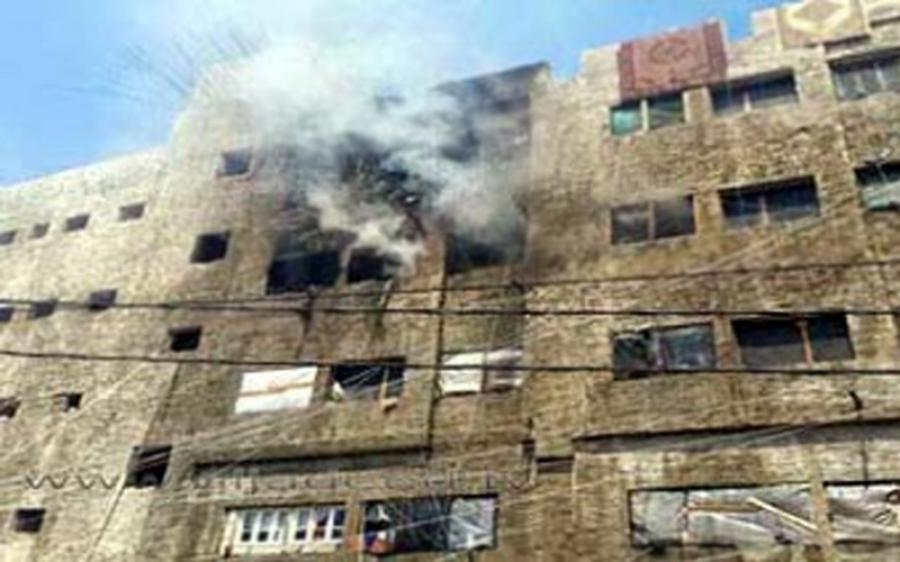 إصابة ثلاث فتيات سوريات جراء نشوب حريق في مجمع للاجئين بمدينة صيدا