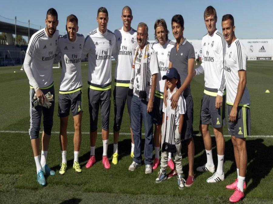 اللاجئ السوري الذي عرقلته الصحافية الهنغارية و استقبله ريال مدريد يخسر عمله في إسبانيا اللاجئ السوري الذي عرقلته الصحافية الهنغارية و استقبله ريال مدريد يخسر عمله في إسبانيا