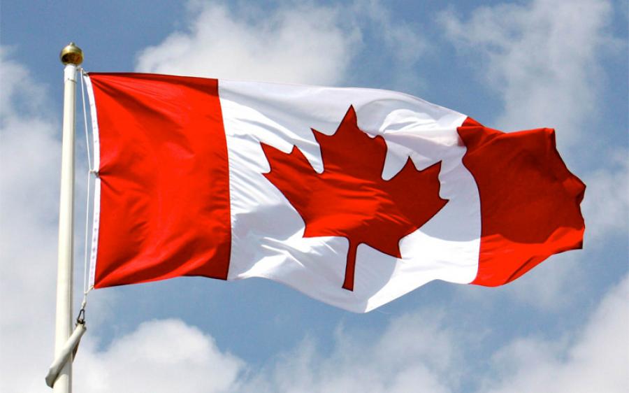 كندا تعلن عن التزامها باستقبال عشرة آلاف لاجئ سوري 
