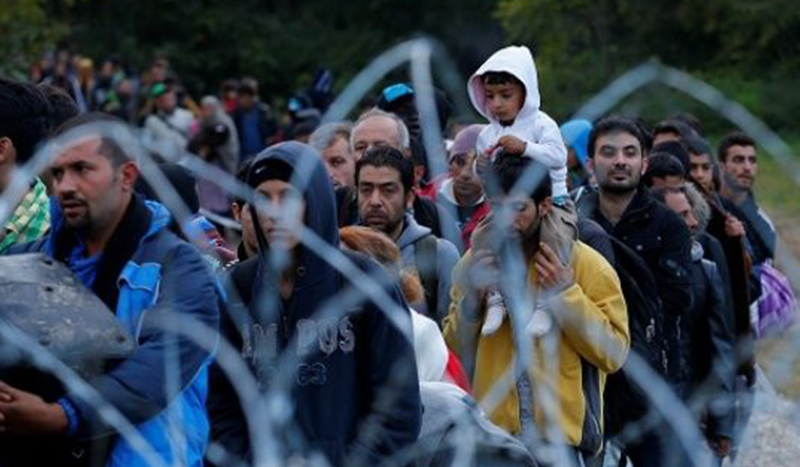 آلاف اللاجئين السوريين بتركيا يعتزمون كسر الحدود البرية مع الاتحاد الأوروبي