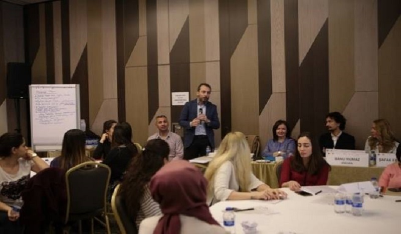اتفاق بين جامعة تركية وهيئة أممية لتقديم الدعم النفسي للاجئين السوريين اتفاق بين جامعة تركية وهيئة أممية لتقديم الدعم النفسي للاجئين السوريين