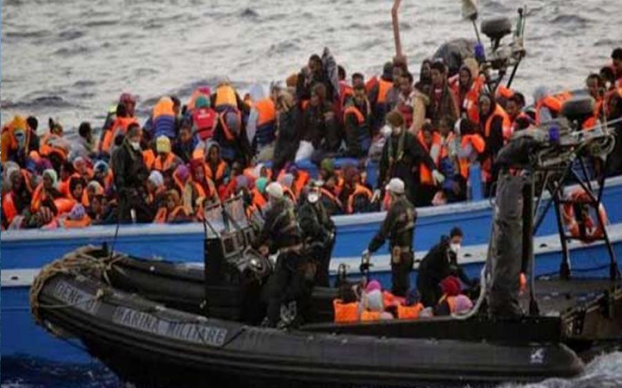 خفر السواحل التركية ينقذ مهاجرين سوريين من الغرق