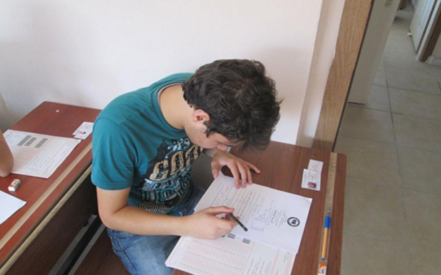 تعليمات خاصة لطلاب الشهادة الثانوية للدورة الامتحانية 2015 في المحافظات السورية و (لبنان والأردن) 