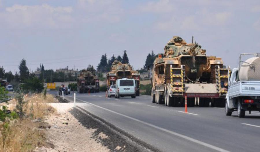 تعزيزات عسكرية تركية كبيرة على الحدود السورية