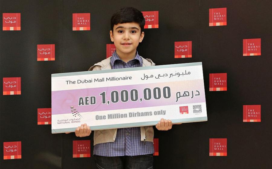طفل سوري يتحول إلى أصغر مليونير في الإمارات
