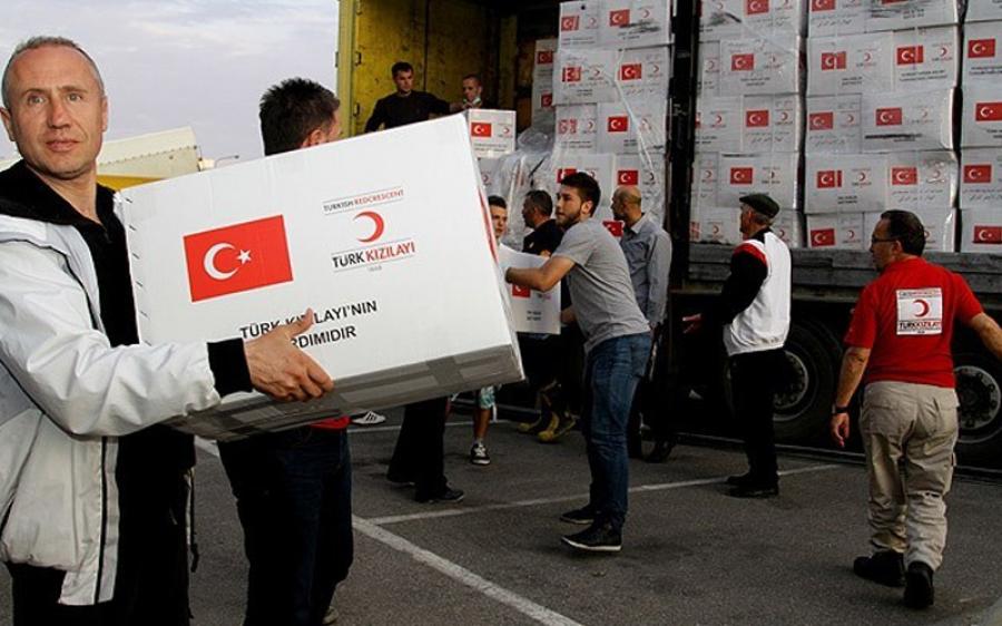 الهلال الأحمر التركي يرسل 50 طناً من الأغذية إلى إدلب