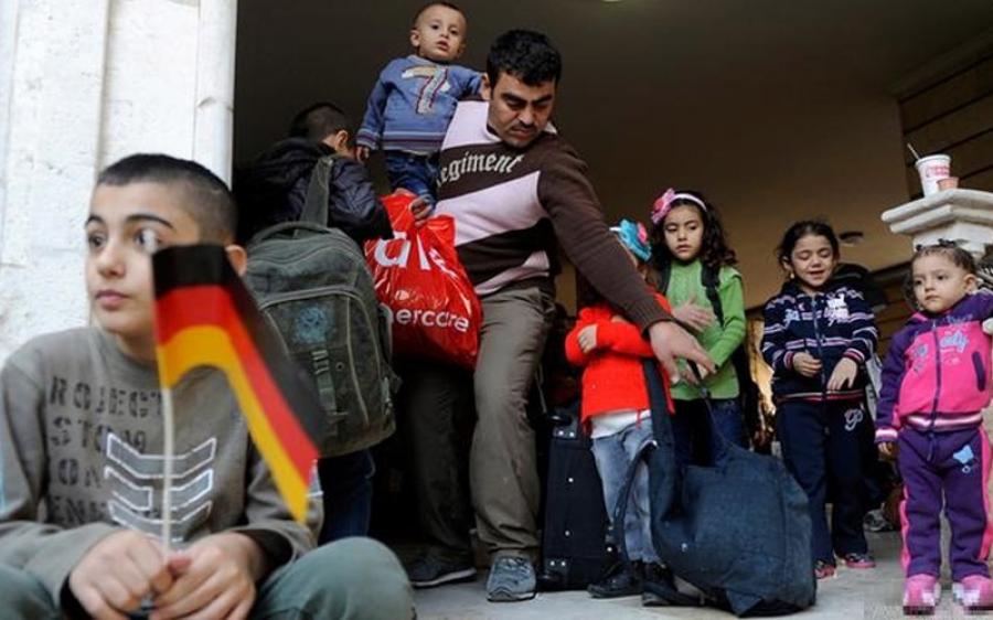 ألمانيا ترفع دعمها للاجئين السوريين