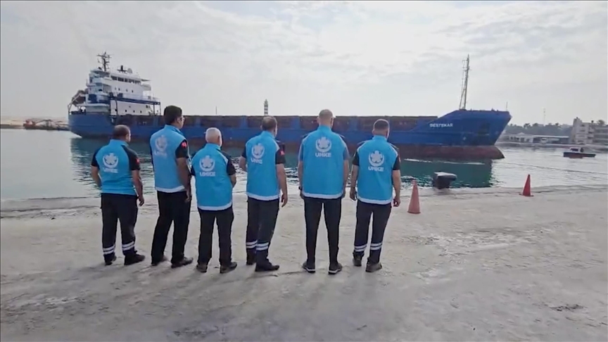 سفينة مساعدات طبية تركية من أجل غزة تصل ميناء العريش المصري