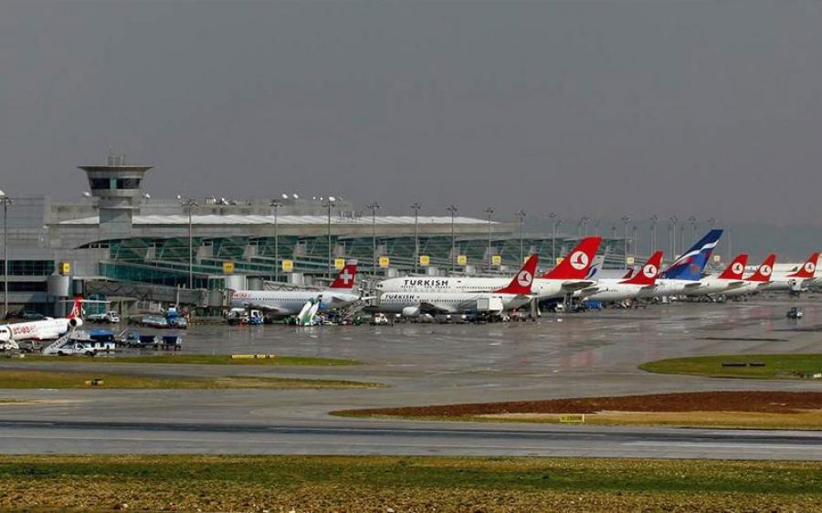 مسافرون سوريون : تدقيق غير مسبوق على جوازات السفر السورية في مطارات اسطنبول 