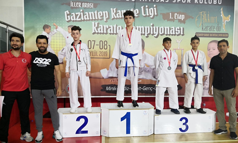 سبع ميداليات للاعبي كارتيه سوريين في الدوري التركي