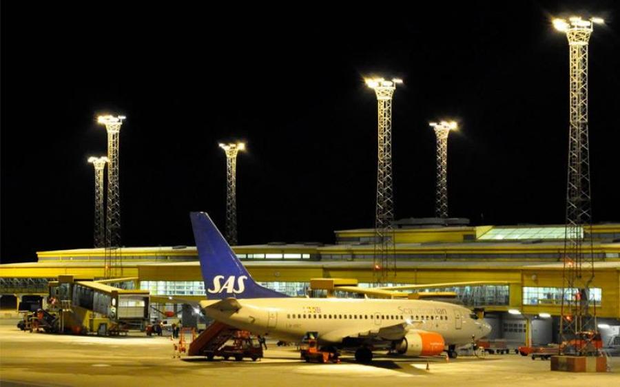 تهريب عشرة لاجئين بطائرة خاصة من بيروت للسويد