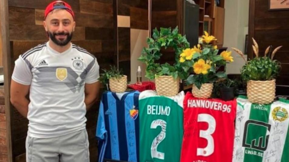 هكذا أصبح لاجئ سوري حلاقاً لأبرز نجوم كرة القدم في السويد