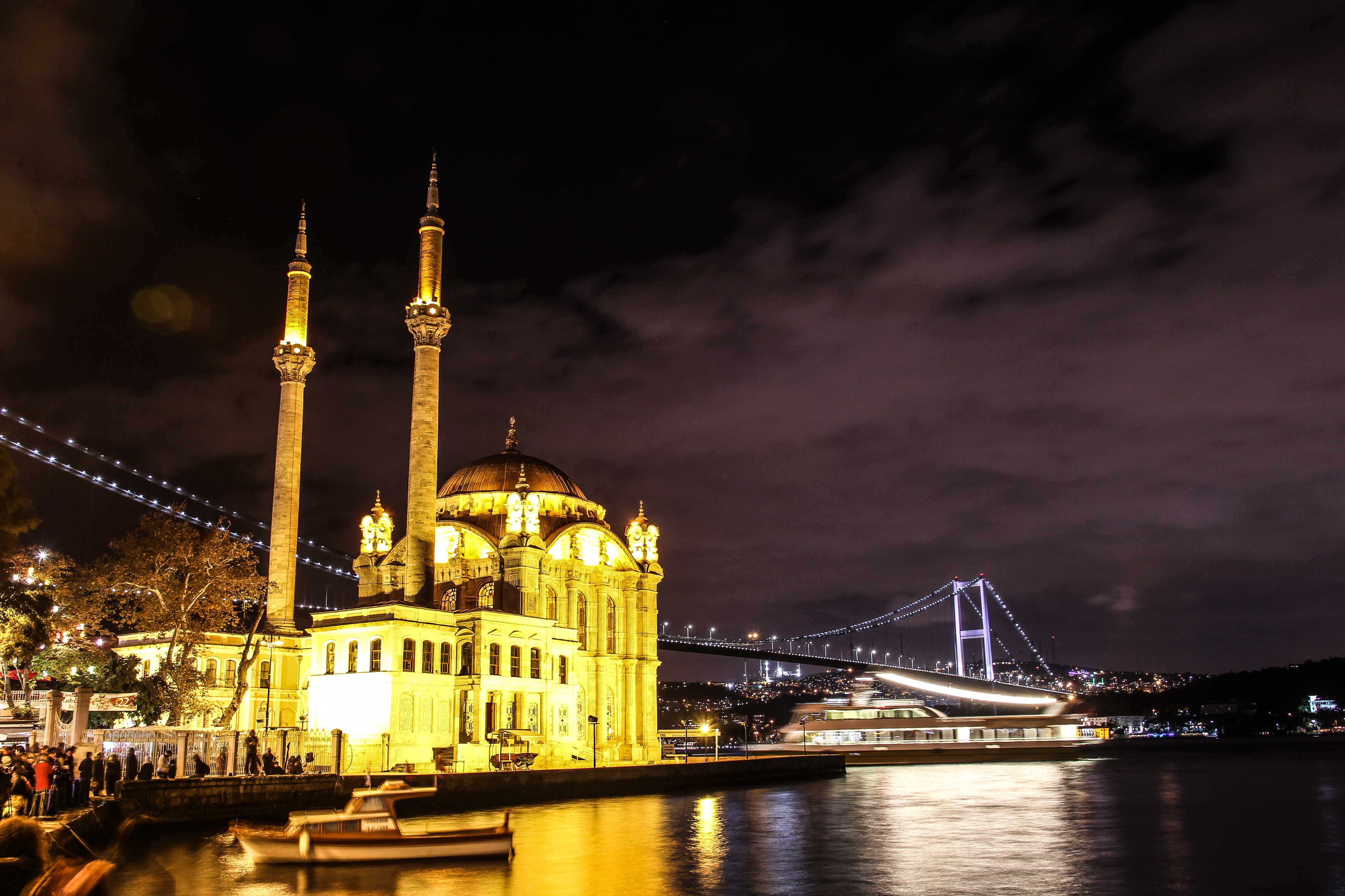 إسطنبول.. افتتاح فندق تاريخي عمره 180 عاماً عقب الانتهاء من ترميمه