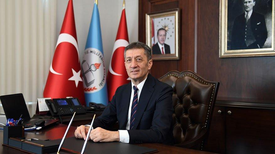 وزير التربية التركي: من الممكن فتح المدارس مطلع حزيران القادم