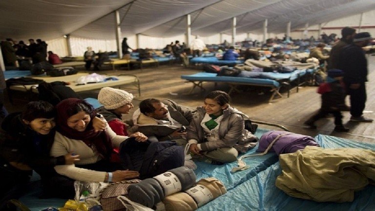 السويد تطبق قانوناً مؤقتاً جديداً للجوء