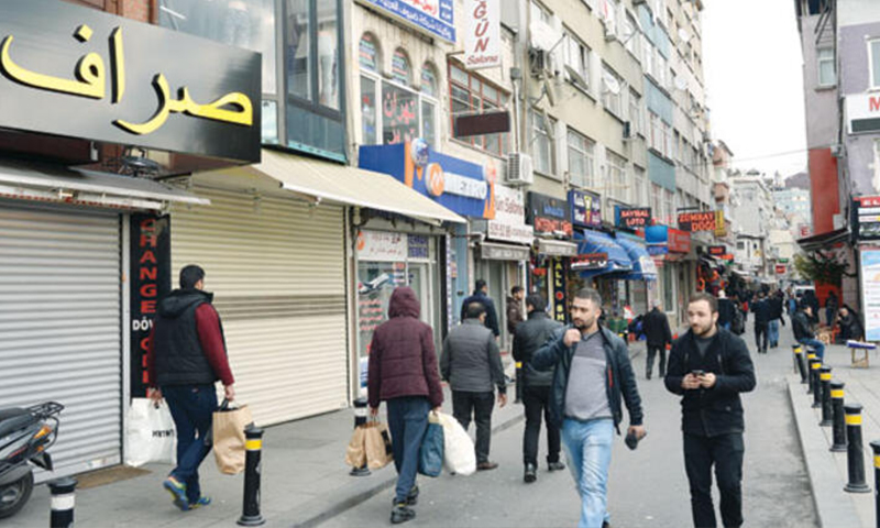 مقترح لمنح السوريين المخالفين مهلة ثلاثة أشهر في اسطنبول