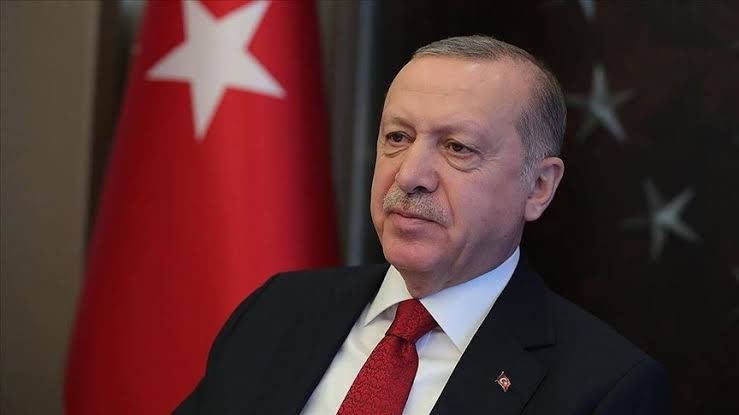 أردوغان يغرد باللغة العربية: نبارك لكم جامع آيا صوفيا